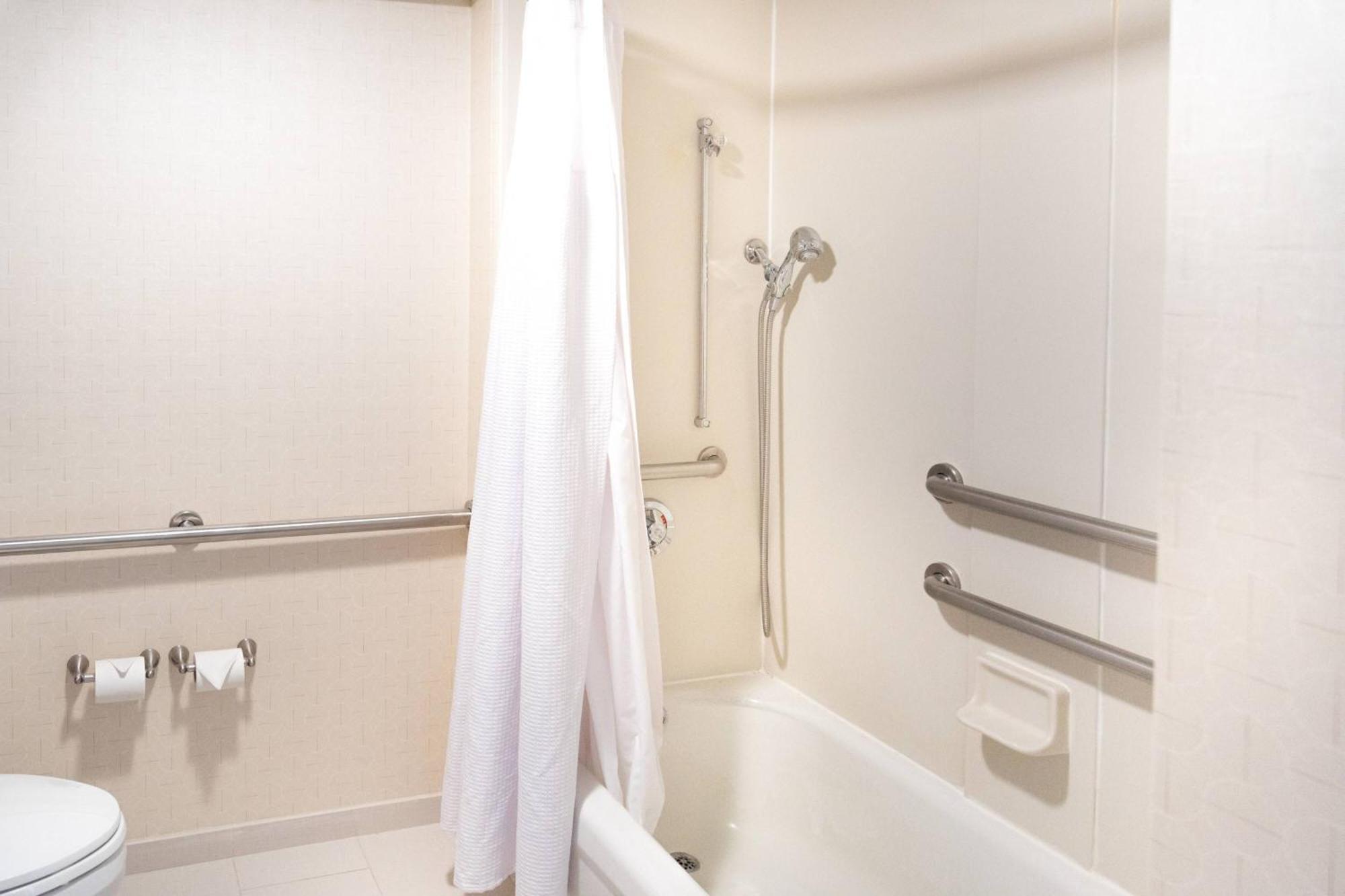 Springhill Suites By Marriott Chicago Elmhurst Oakbrook Area Exterior foto